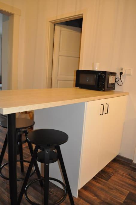Apartment In Praha 3 Bagian luar foto